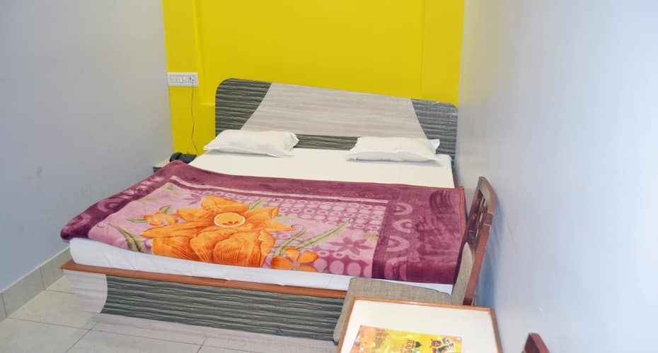 Deluxe Double Bedroom