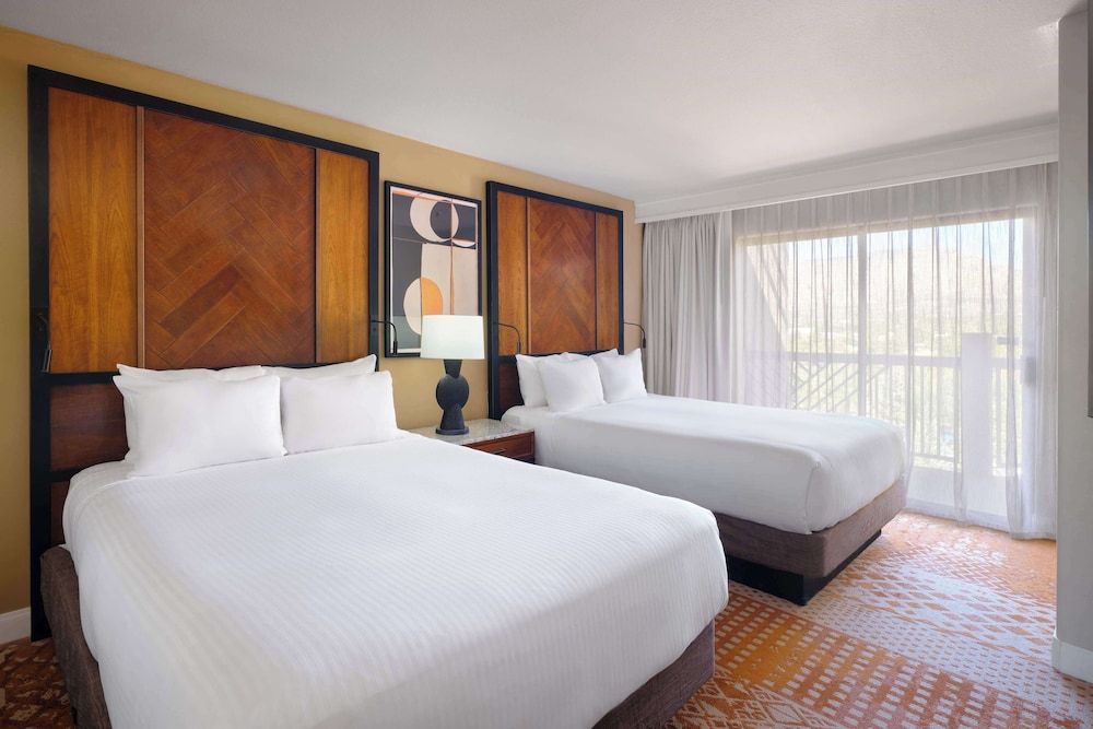 Suite, 2 Queen Beds, Balcony, Mountain View (Larger)