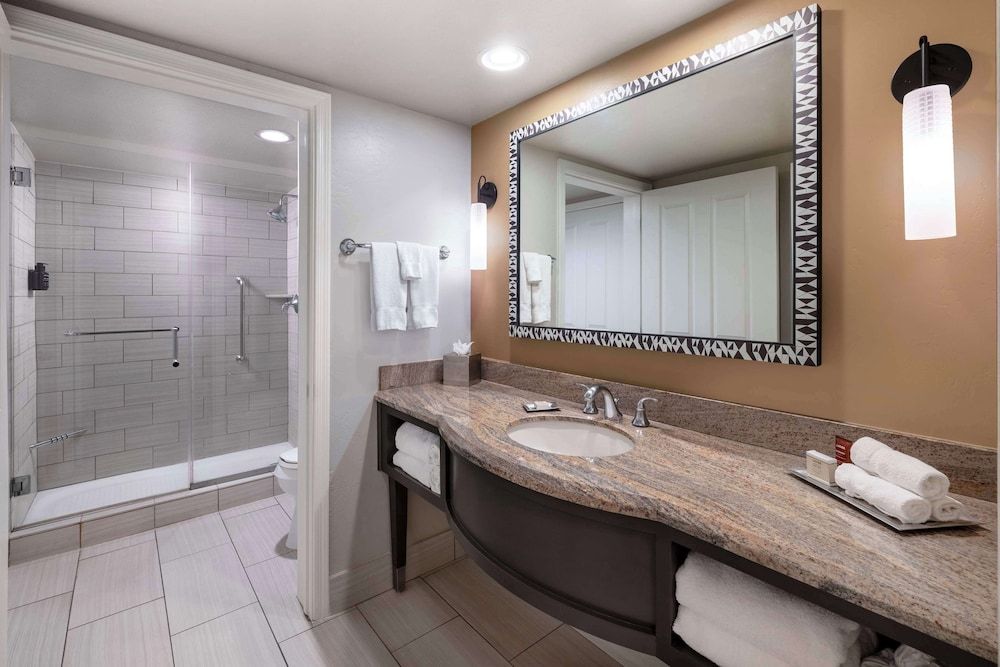 Suite, 2 Queen Beds, Balcony (Redrock)