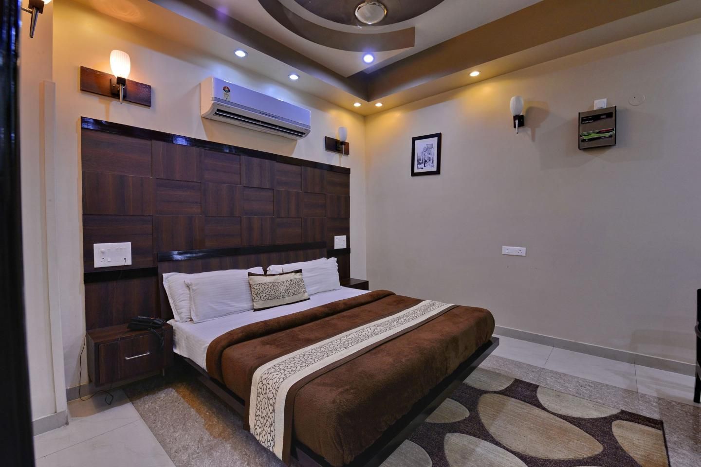 The Esse Hotel Luxury Room