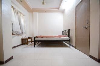 Hotel Pushpak Regency
