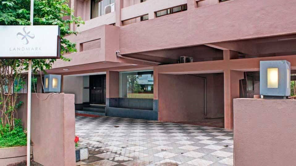 undefined Hotel Landmark 6