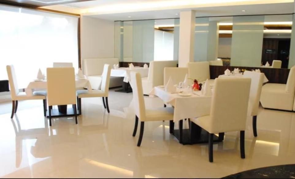 undefined Hotel Landmark 10