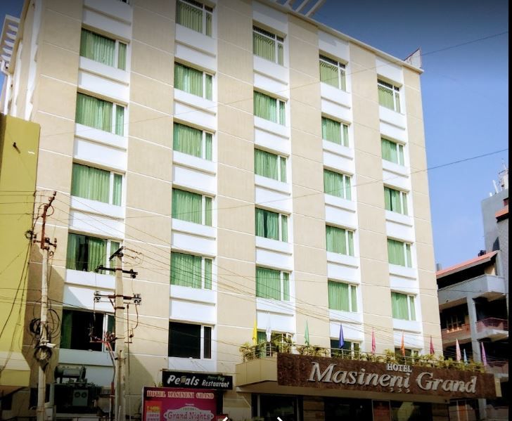 undefined Hotel Masineni Grand