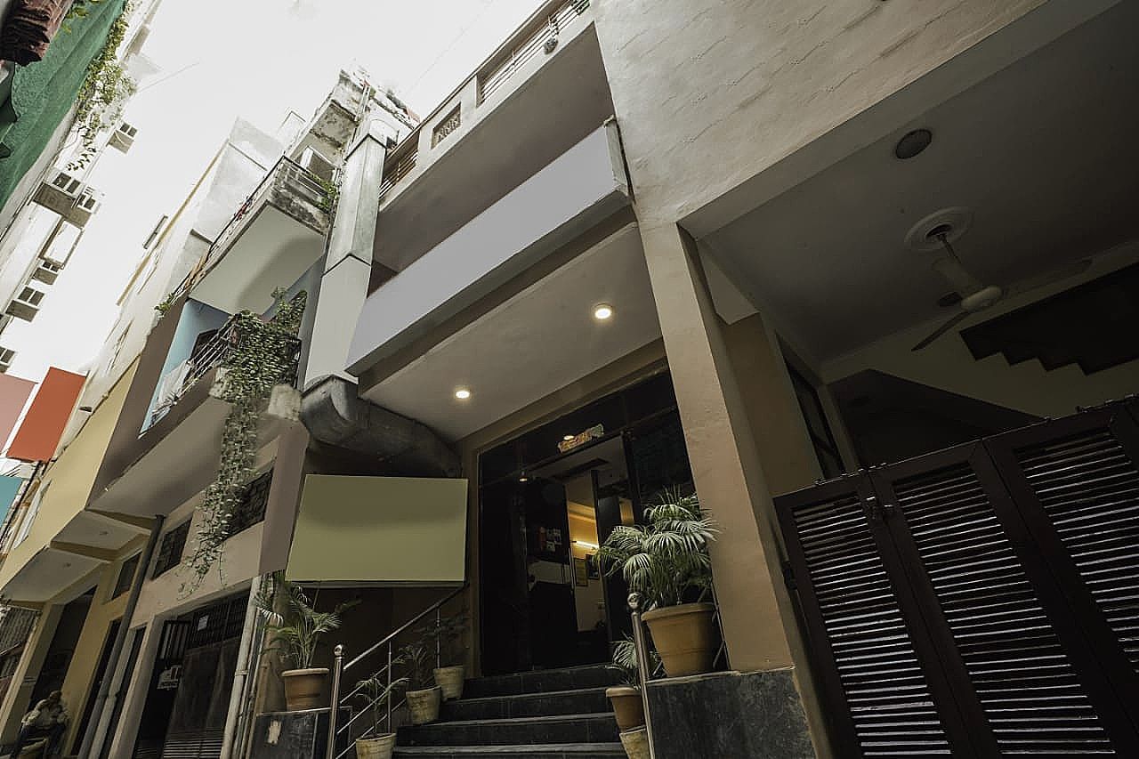 undefined Hotel Sunrise Moon 6