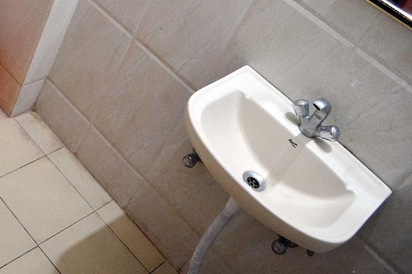 Hotel Sunrise Moon Deluxe Room 8