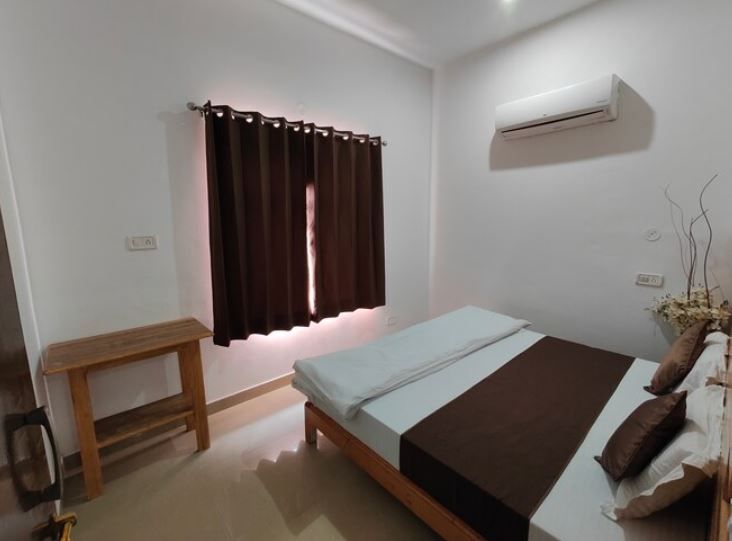 Standard Room With View with Hot and Cold AC