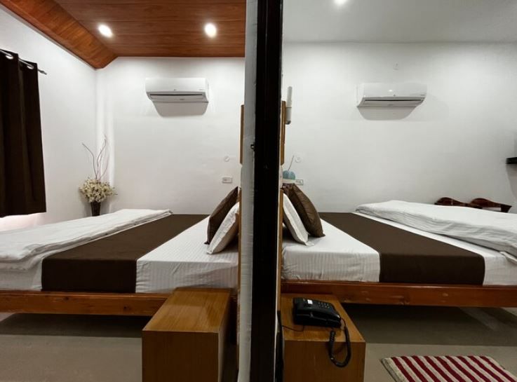 Family Suite with Private Balcony (Hot and Cold AC)