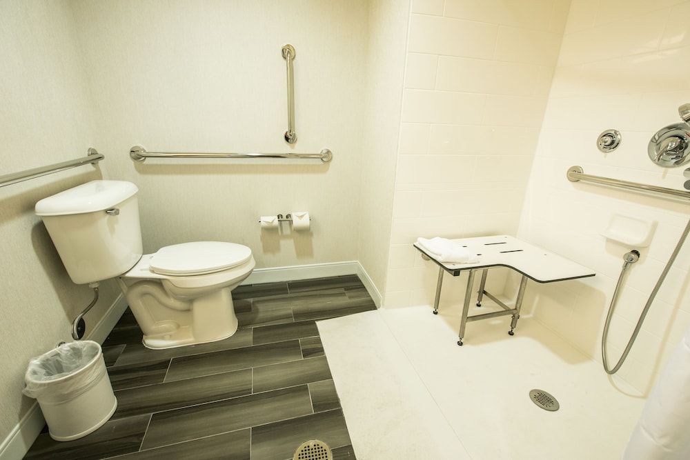 Room, 1 King Bed, Accessible, Non Smoking (hearing acc)