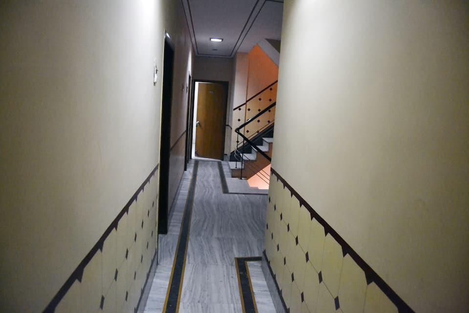 undefined Hotel Tourist International 3