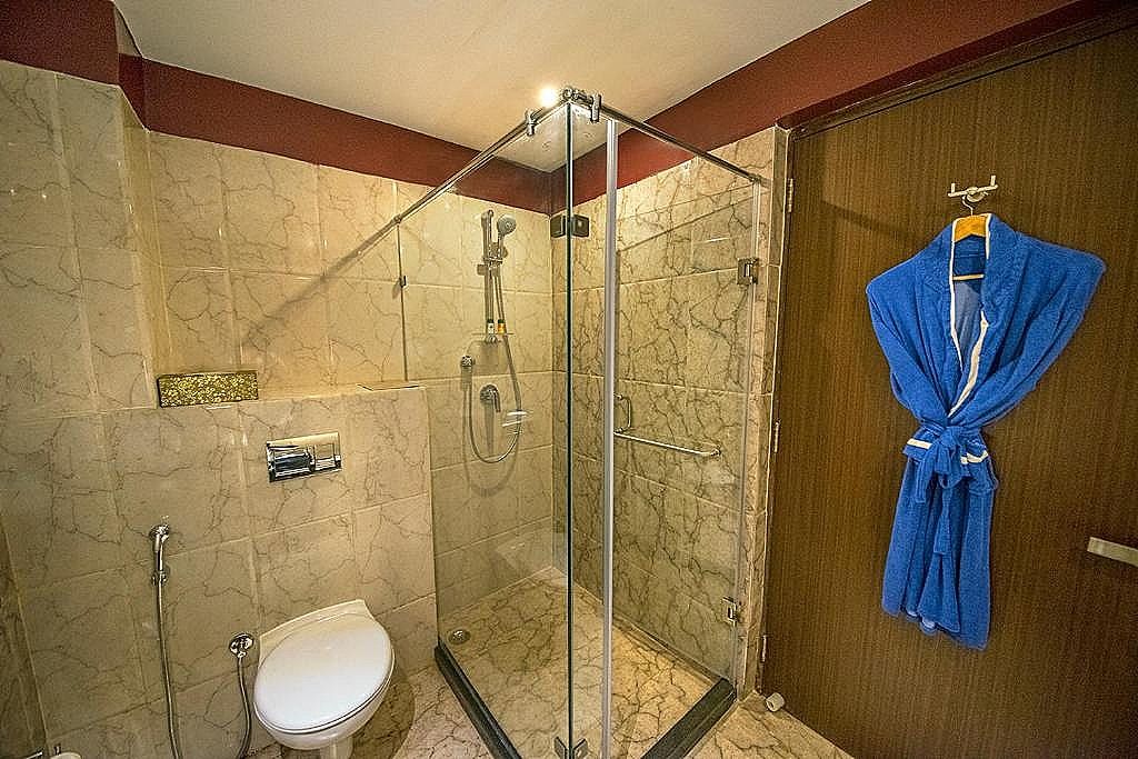 The Fern Residency Kolkata Wintergreen 5