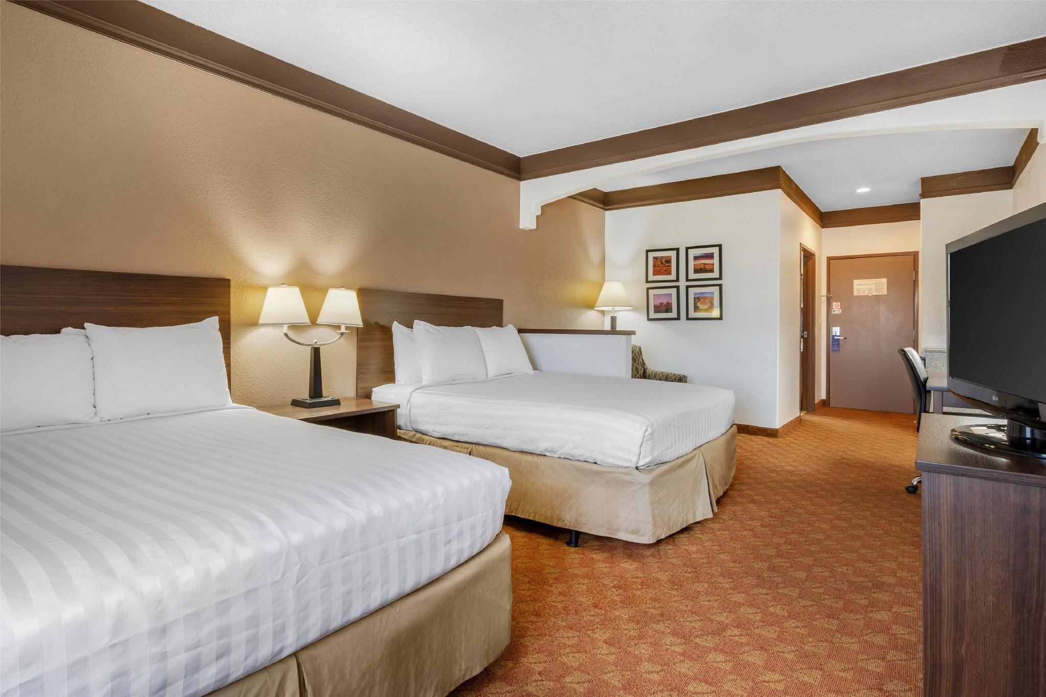 2 queen beds, nonsmoking