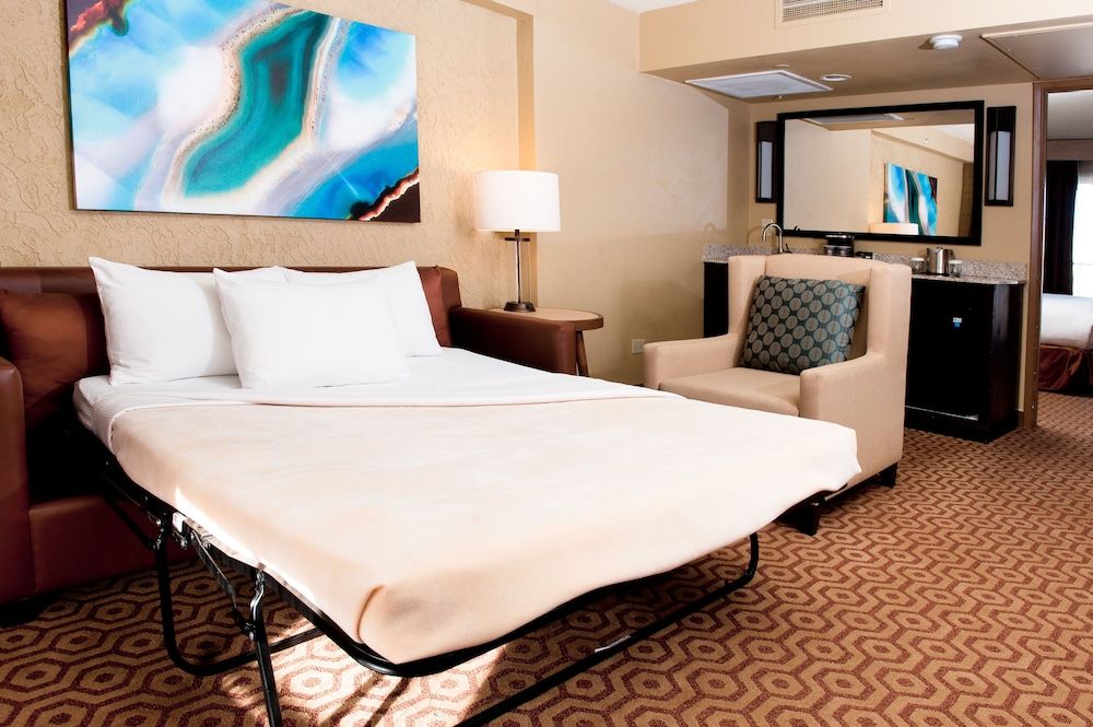 undefined DoubleTree Suites by Hilton Tucson - Williams Center 7