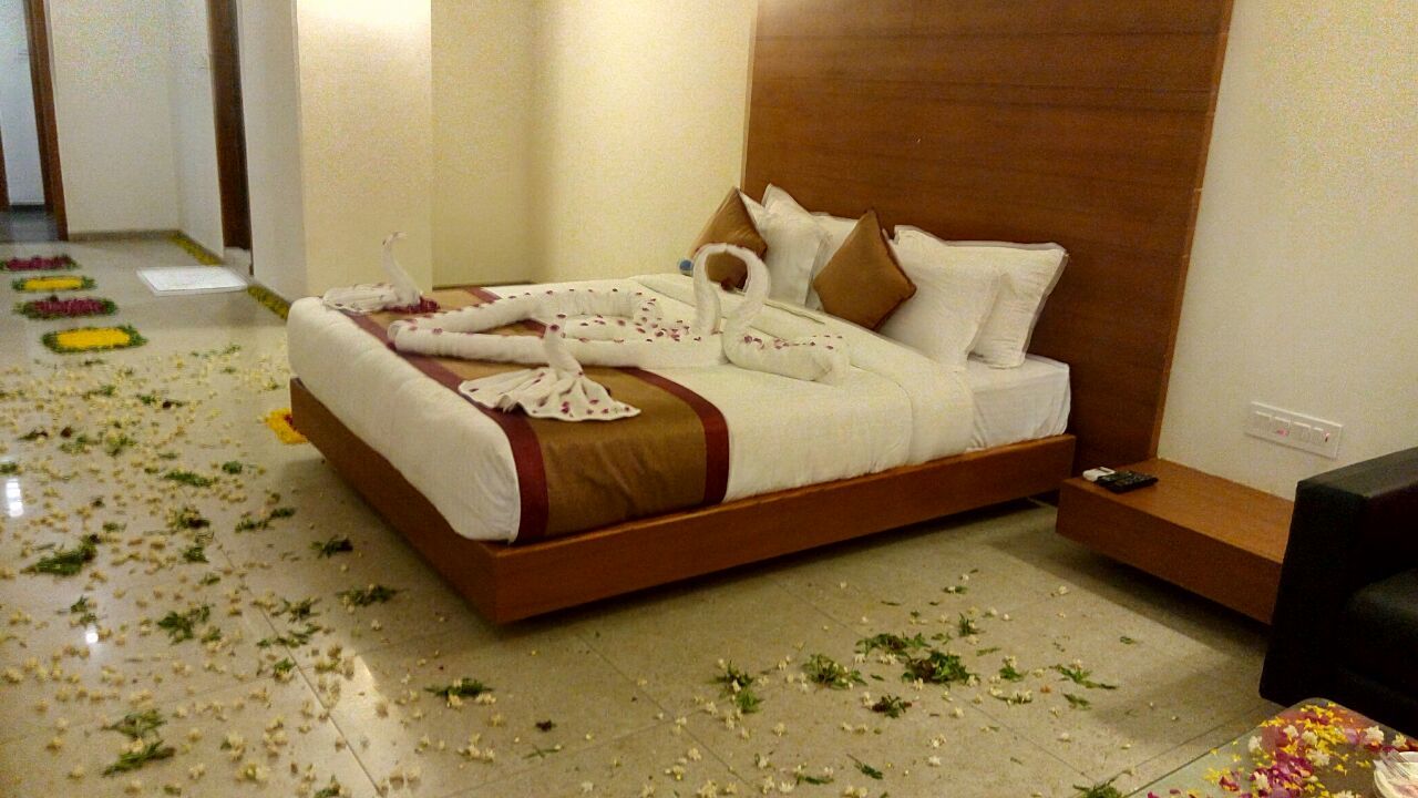 7 Wonders Hotel Premium Room 5