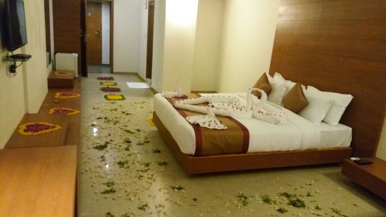 7 Wonders Hotel Premium Room 4