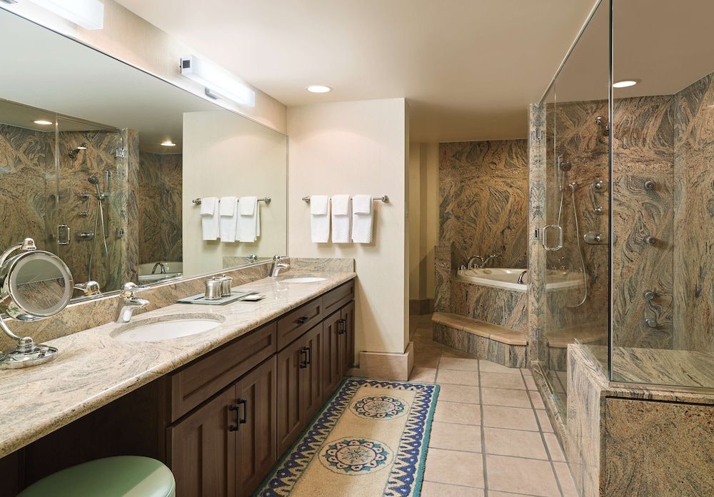Presidential Suite, 1 King Bed, Non Smoking