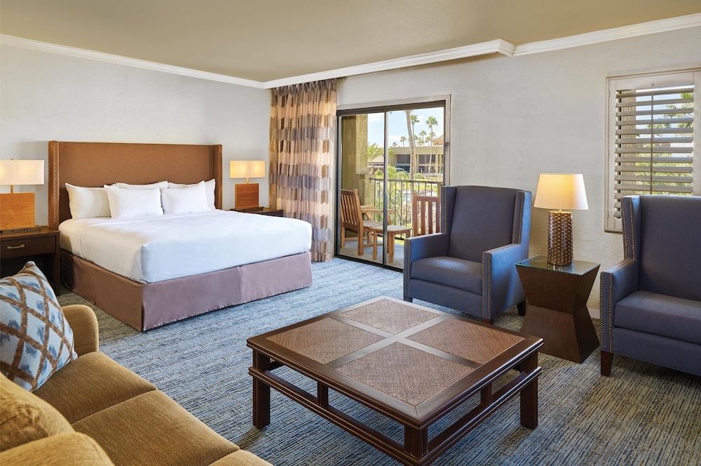 Junior Suite, 1 King Bed, Accessible (Roll-In Shower)