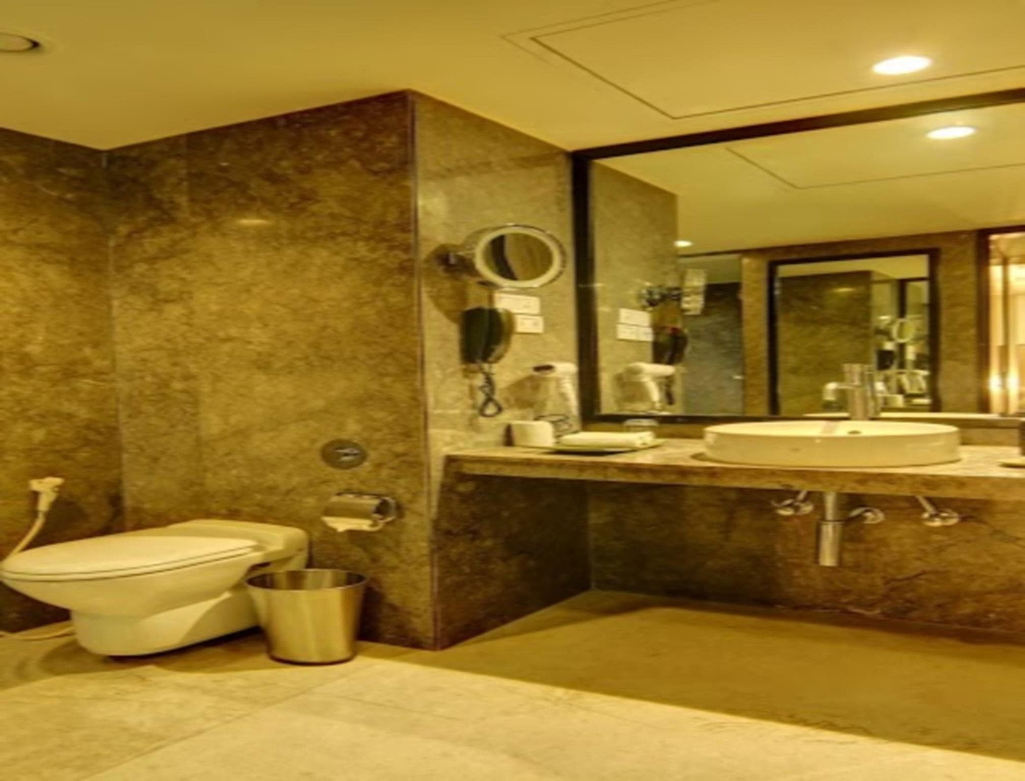 Mosaic Hotel Noida Deluxe Double or Twin Room 6