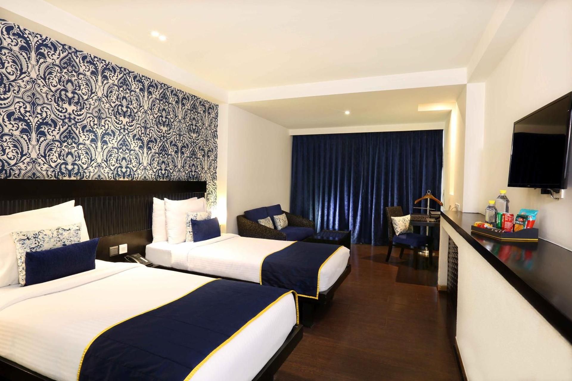 Mosaic Hotel Noida Deluxe Double or Twin Room 8