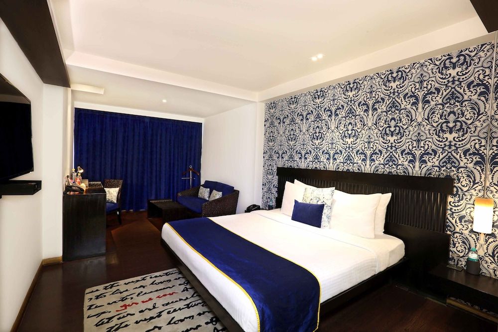 undefined Mosaic Hotel Noida 10
