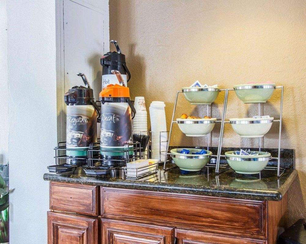 undefined Quality Inn Tucson Downtown near Convention Center 3