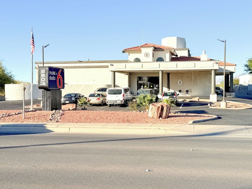 undefined Motel 6 Tucson, AZ – Airport / Kino Sports Complex 3