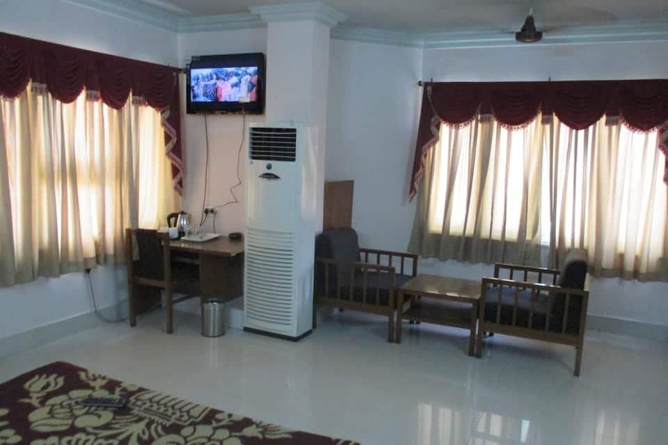 Hotel Ratna Standard Non AC Rooms 4