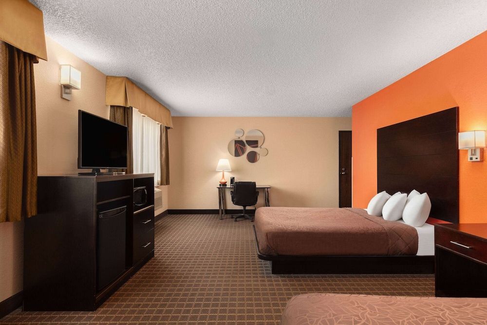 undefined Howard Johnson by Wyndham Williams 9