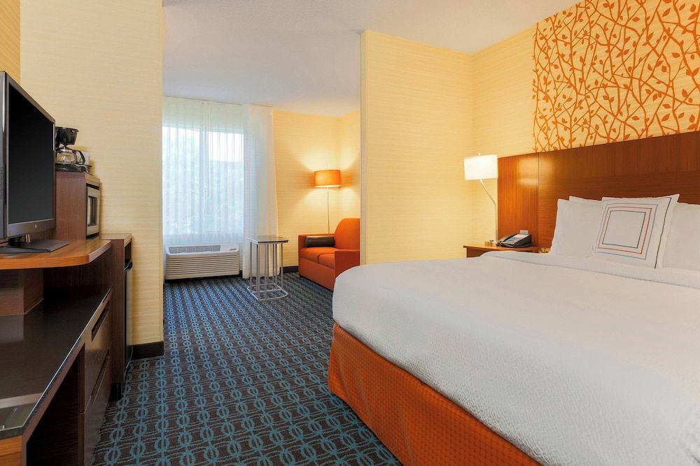Room, 1 King Bed with Sofa bed, Non Smoking