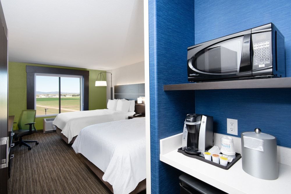 Suite, Multiple Beds