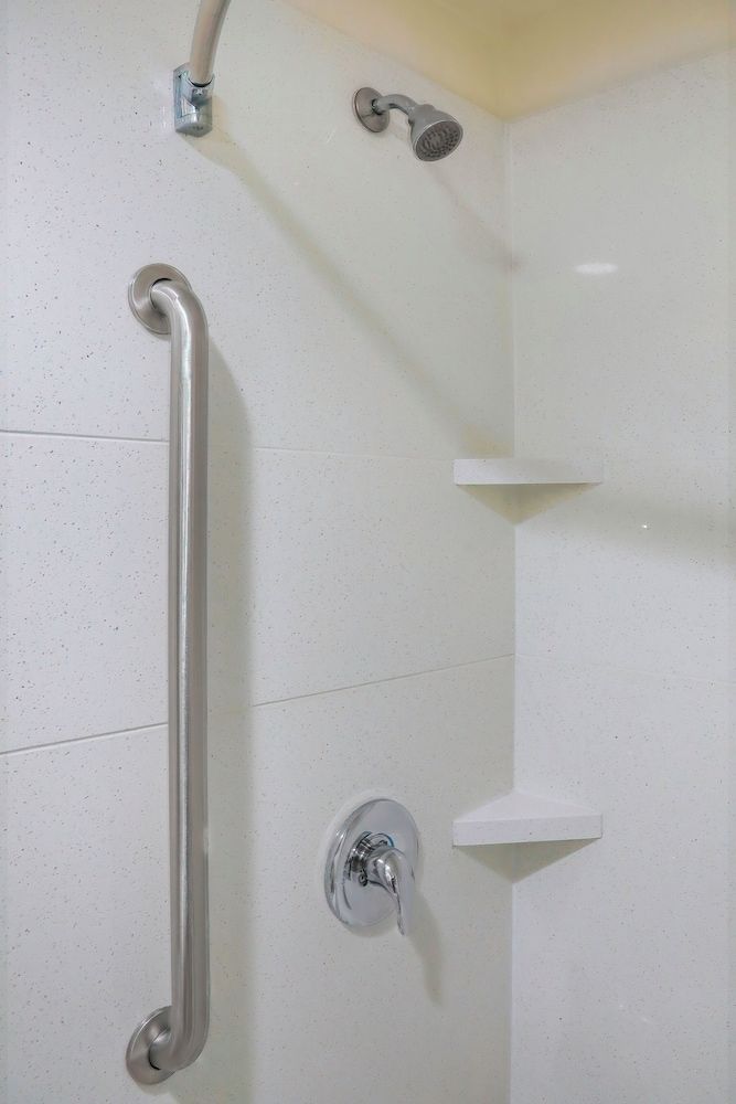 Del Sol Inn - Anaheim Resort Deluxe Room, 2 Queen Beds (Deluxe Room with 2 Queen Beds) 4