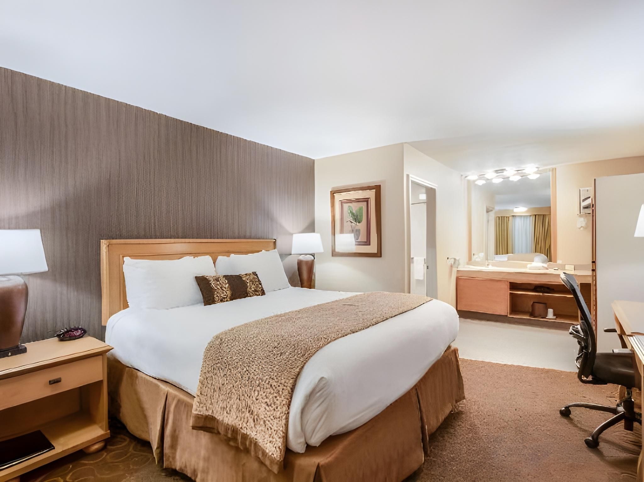 undefined Best Western Plus Pavilions 6