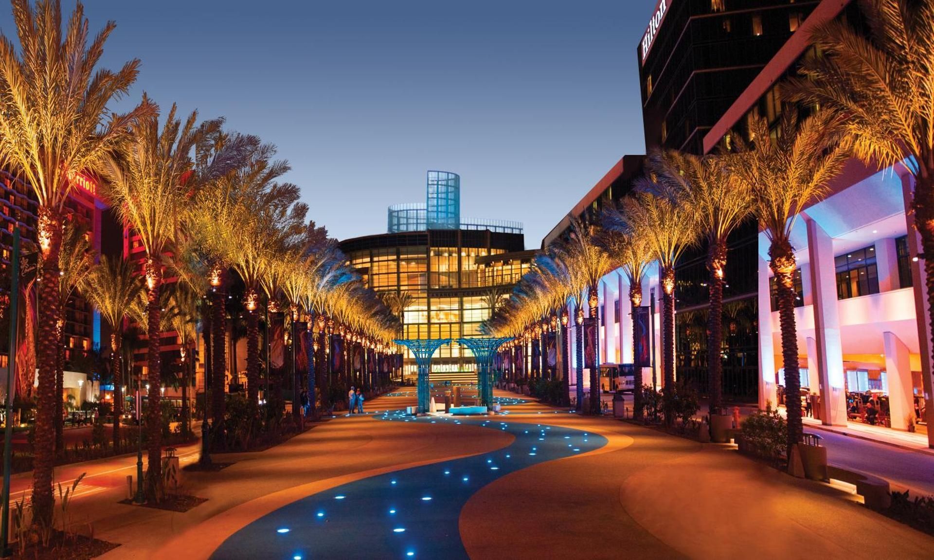 undefined Best Western Plus Raffles Inn & Suites 3