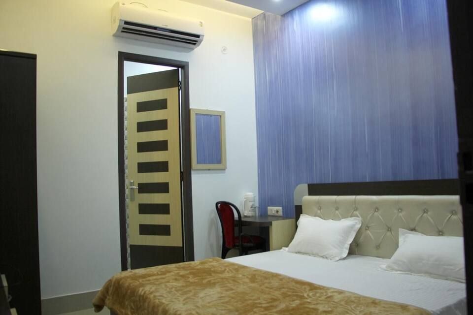 Deluxe Room AC Double
