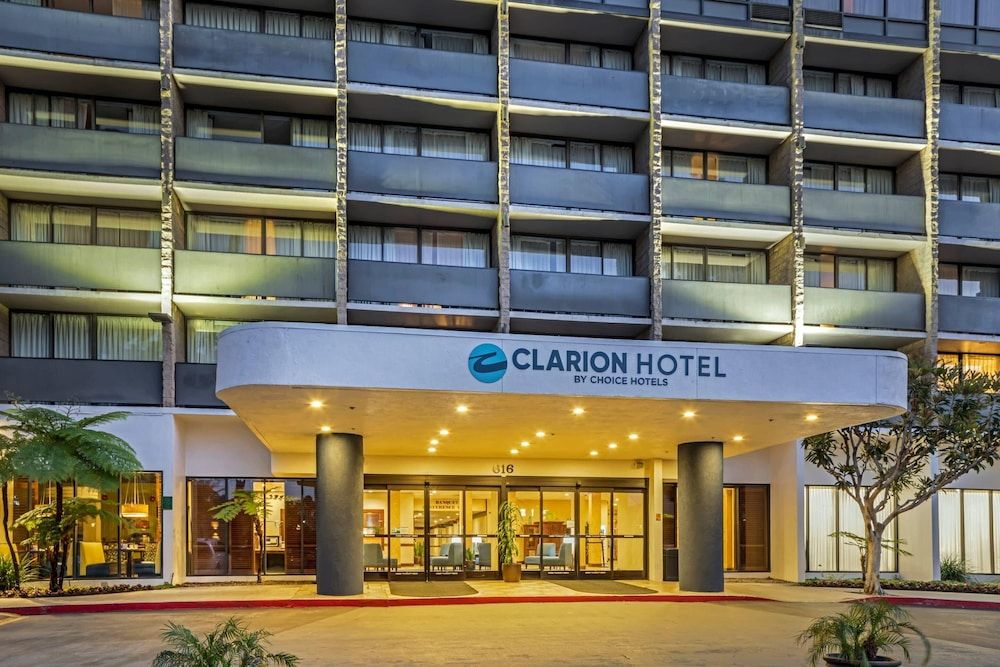undefined Clarion Hotel Anaheim Resort 10