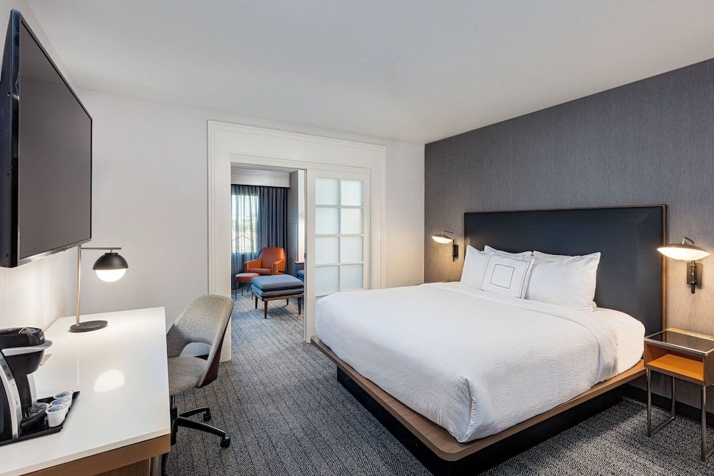 Courtyard Anaheim Resort/Convention Center