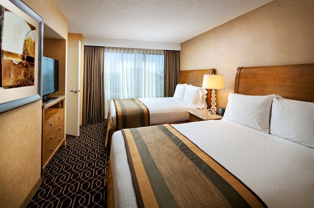 undefined DoubleTree Suites by Hilton Anaheim Rsrt - Conv Cntr 10