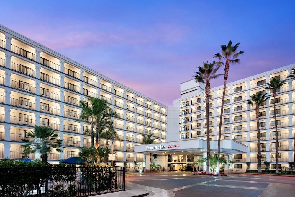 undefined Fairfield by Marriott Anaheim Resort