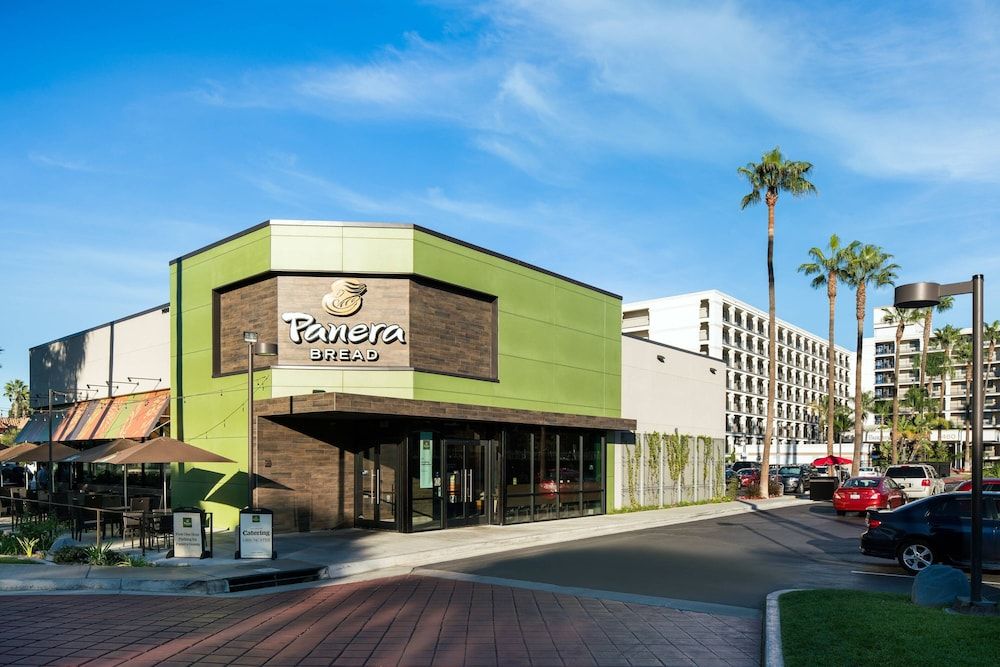 undefined Fairfield by Marriott Anaheim Resort 2