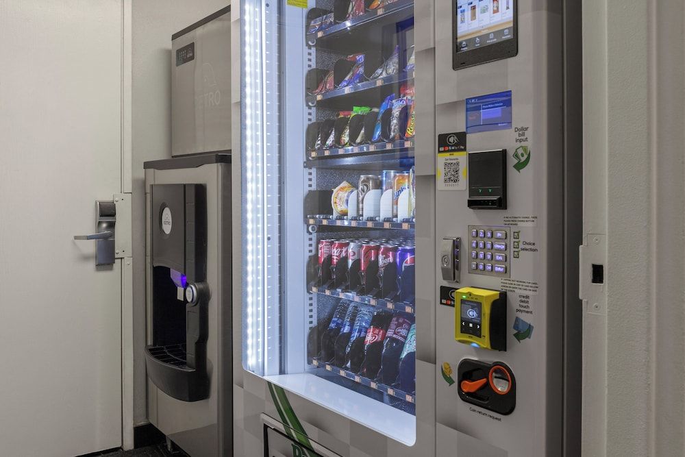 undefined Peacock Suites 6