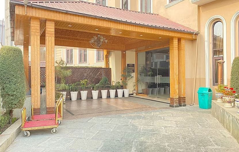 undefined Asian Park Hotel 9