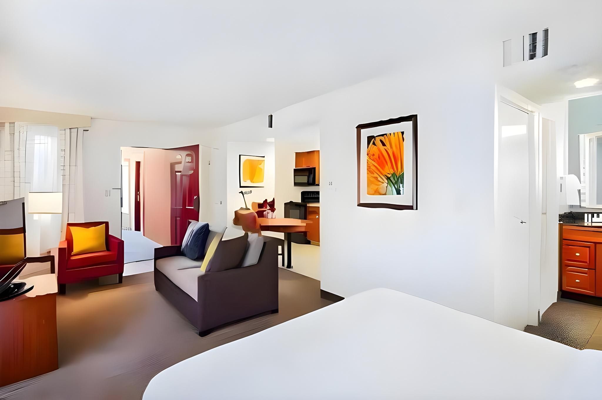 1 Bedroom Bi-level Loft