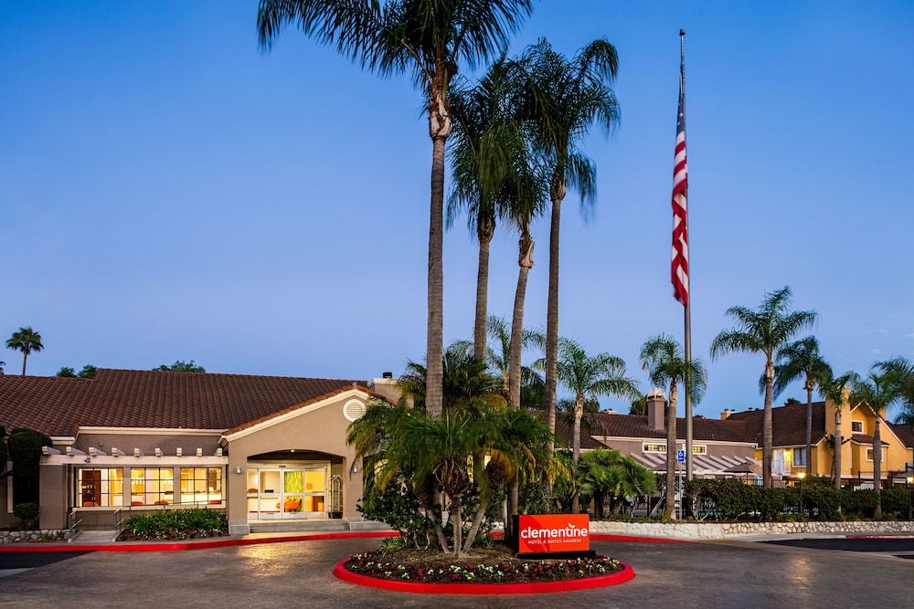 undefined Clementine Hotel & Suites Anaheim 5