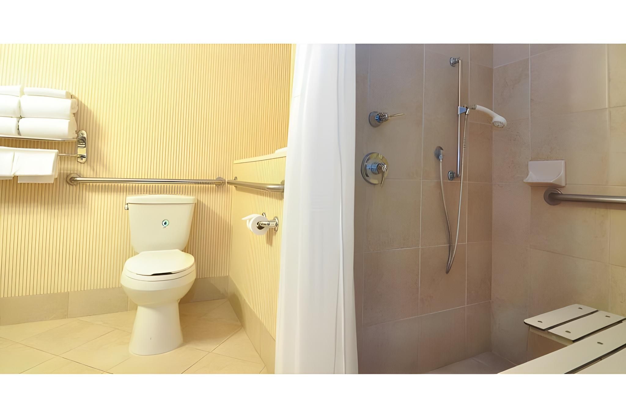 Anaheim Majestic Garden Hotel Standard Two Queen 2