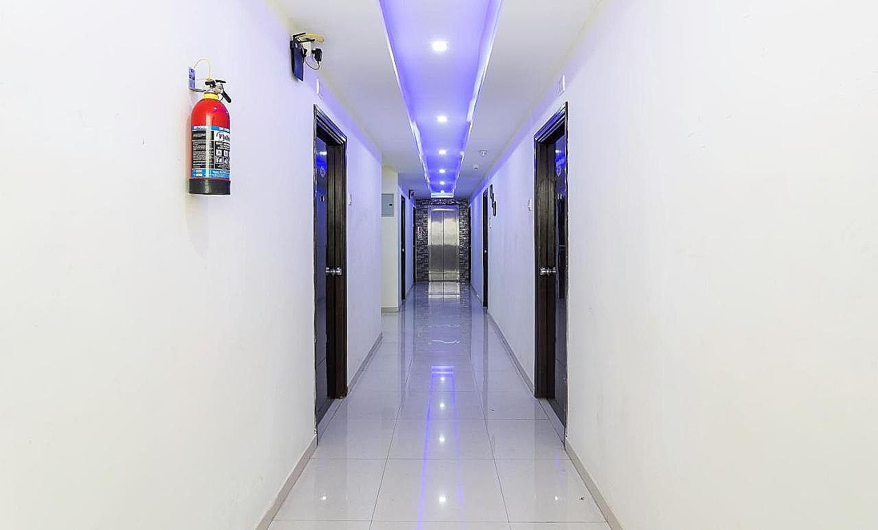 Treebo Trip Tals Hytek Hi-Tech City MAPLE 11