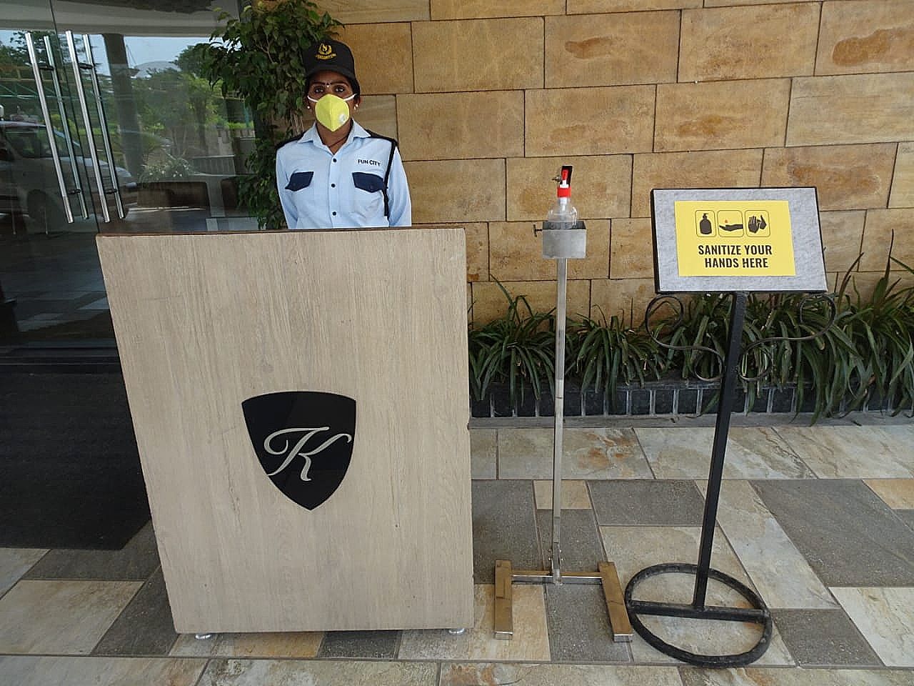 undefined Hotel Kanha Palm Springs 9