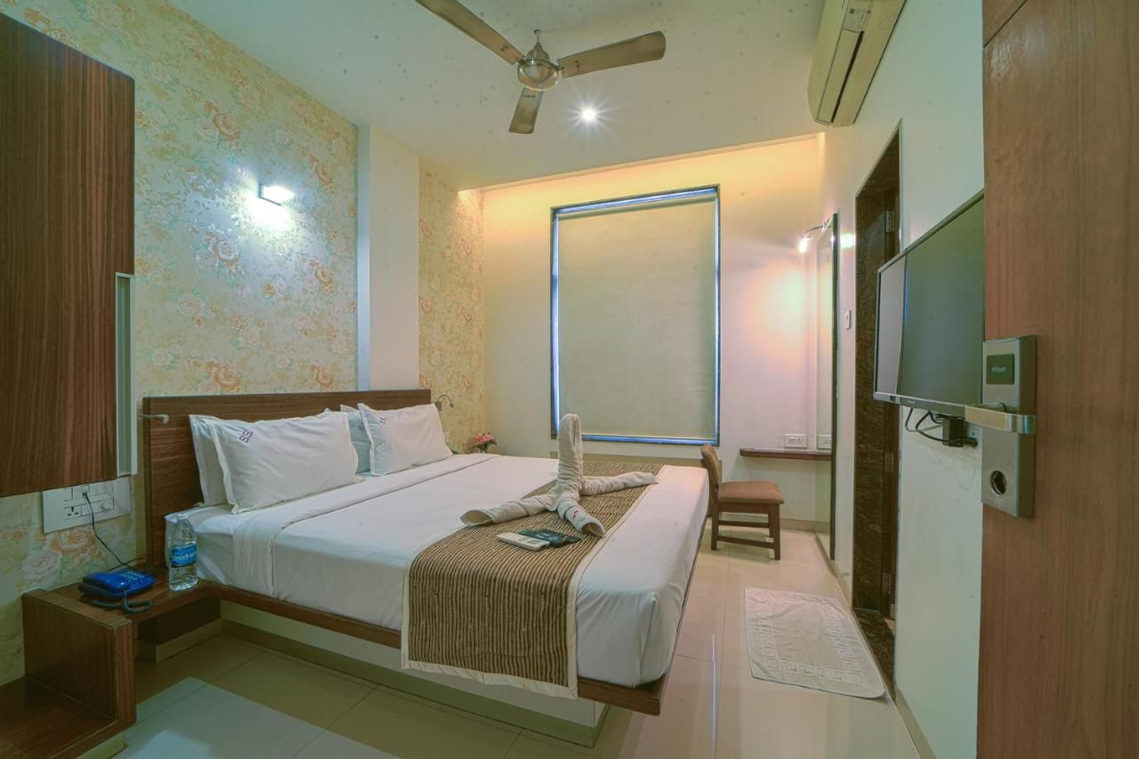 Sri Sri Executive Lodging & Hotel, Kolhapur Executive Non AC 3
