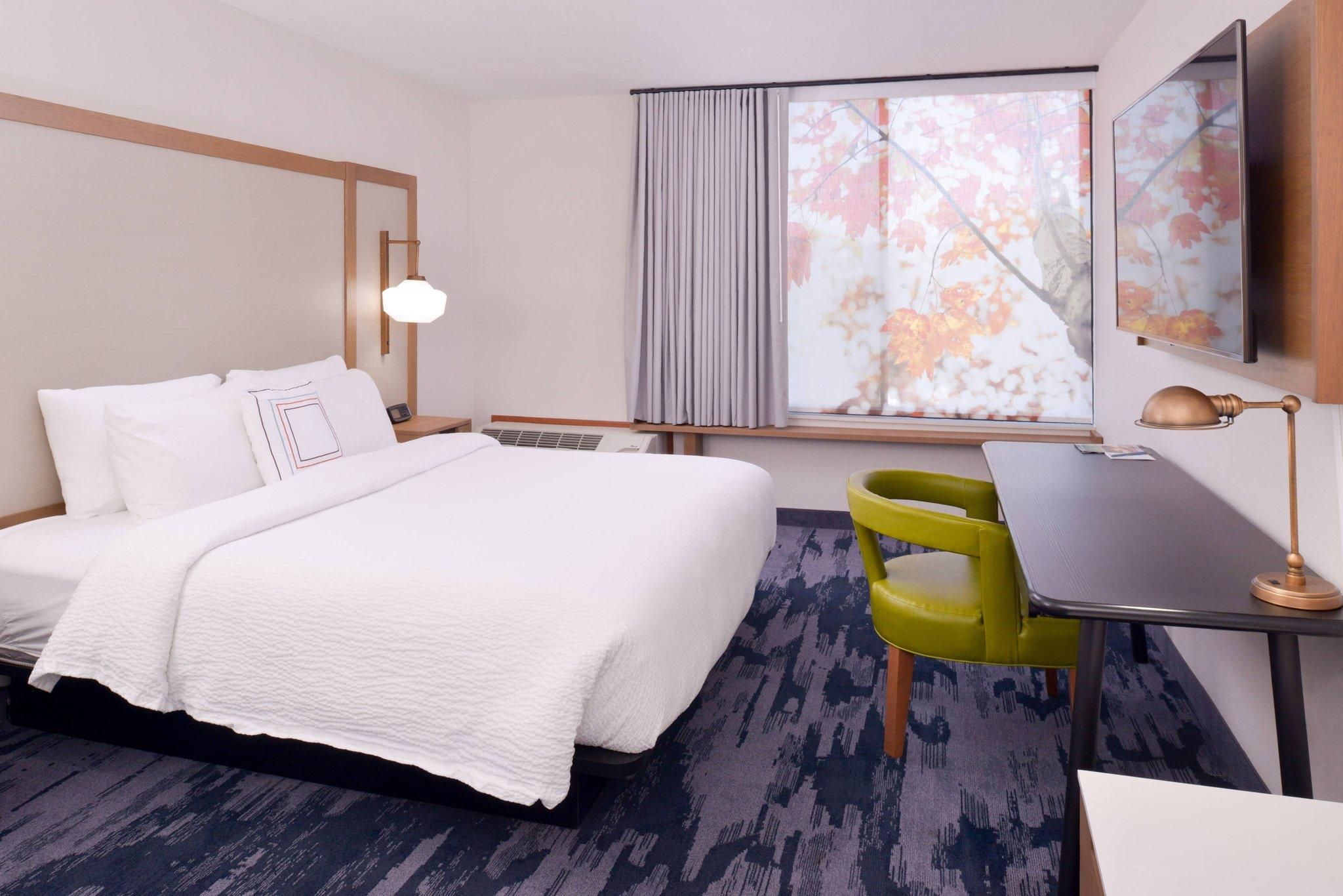 Guest Room, 1 King