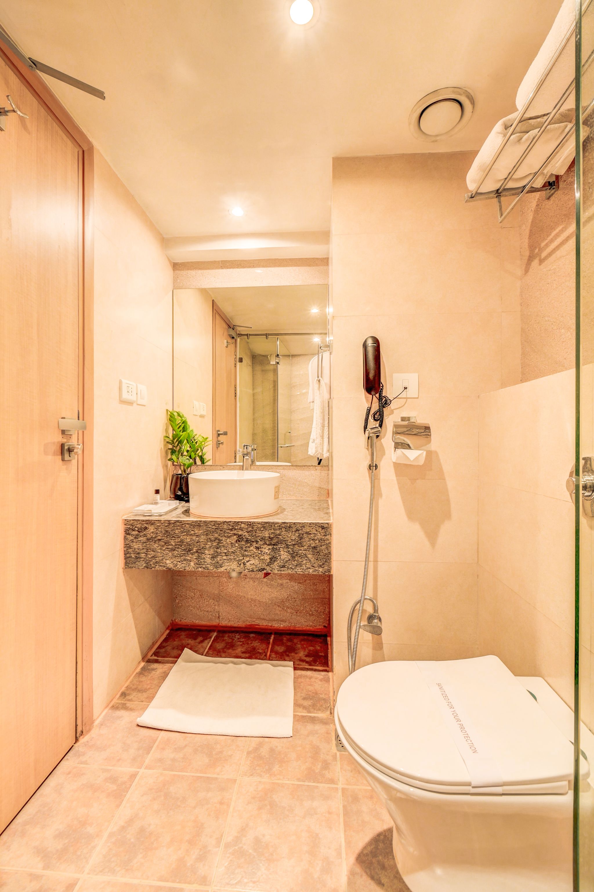 The SSK Solitaire Hotel and Banquets Premium Room 18