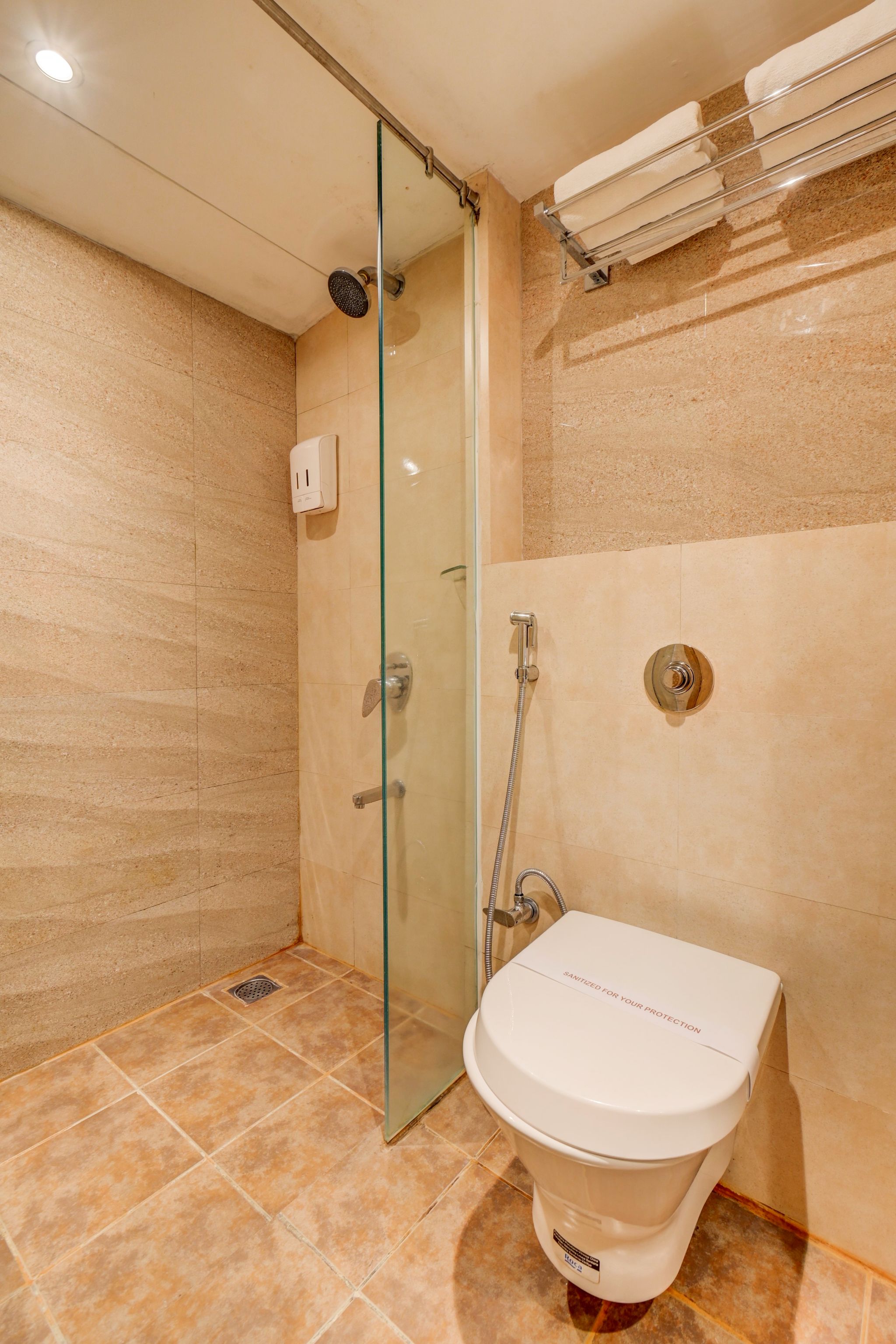 The SSK Solitaire Hotel and Banquets Premium Room 17